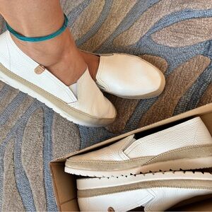 NIB Verbena’s Women's White Espadrilles 7.5